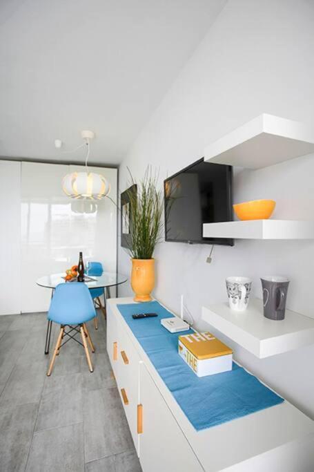 Roberta Apartment Playa De Las Americas Екстериор снимка