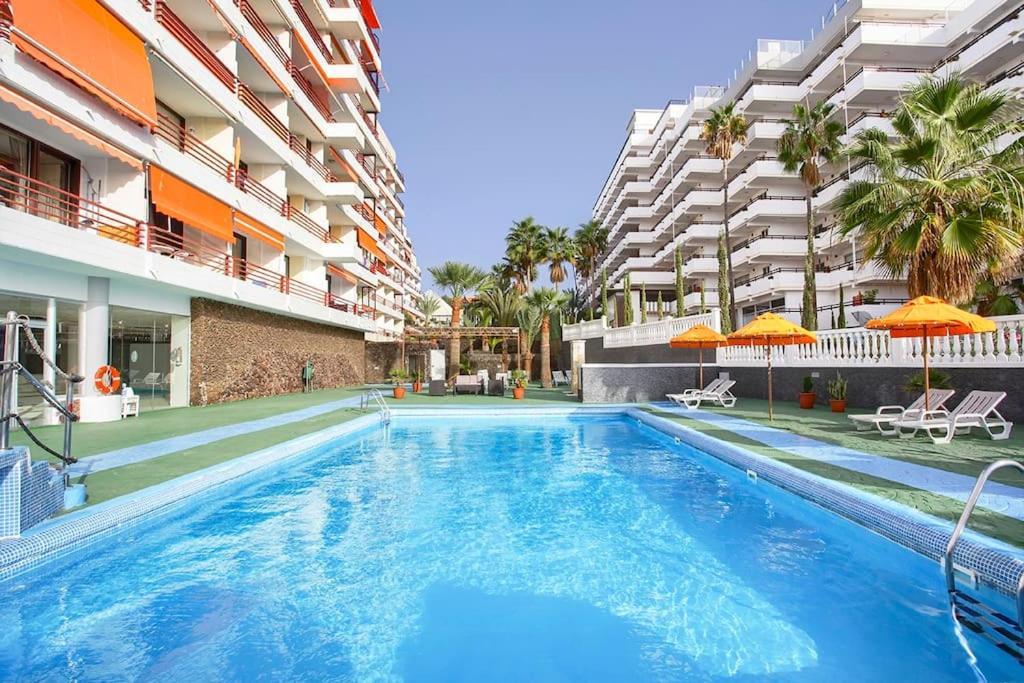 Roberta Apartment Playa De Las Americas Екстериор снимка