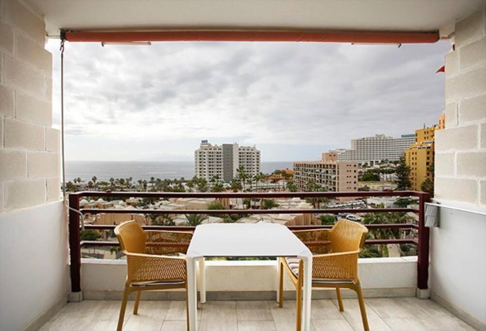 Roberta Apartment Playa De Las Americas Екстериор снимка