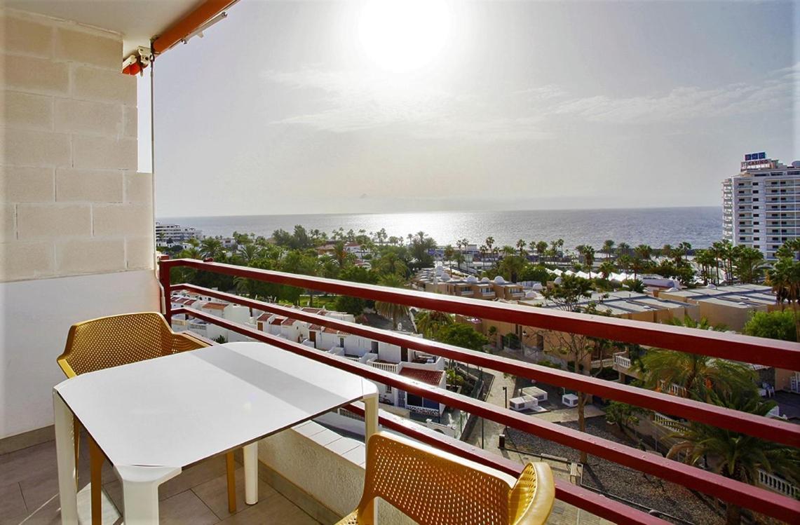 Roberta Apartment Playa De Las Americas Екстериор снимка